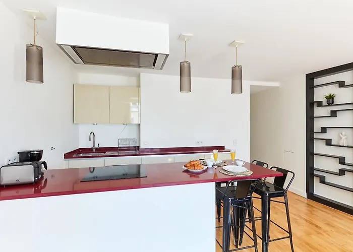 Bnbnova - Latin Quarter - 1br With Balcony Paryż